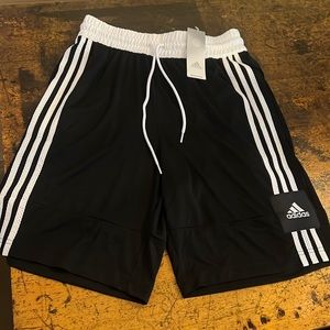 Adidas men’s basketball shoes. Men’s size M.